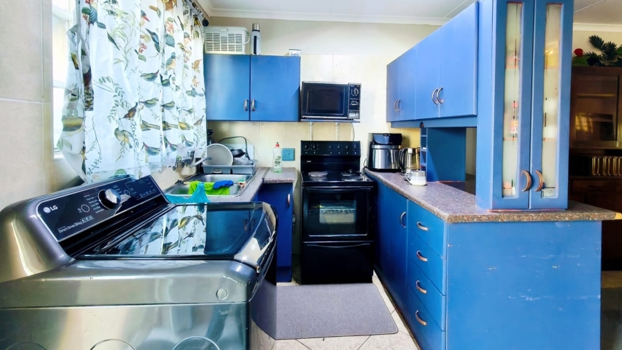 2 Bedroom Property for Sale in Grimbeeck Park North West